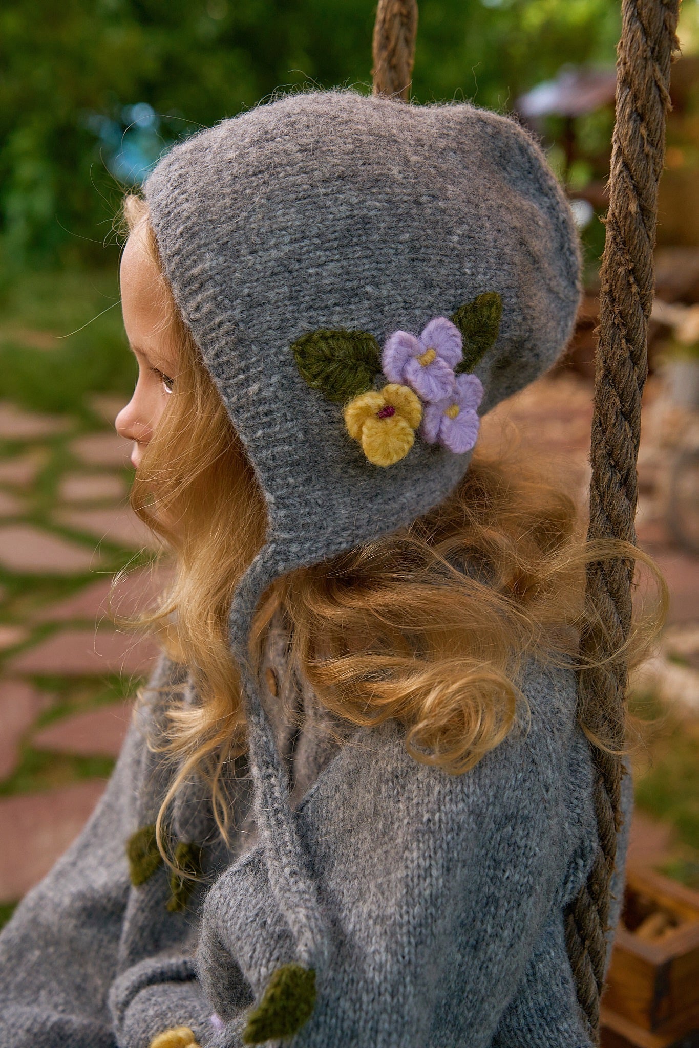 Violets bonnet | Dark Grey
