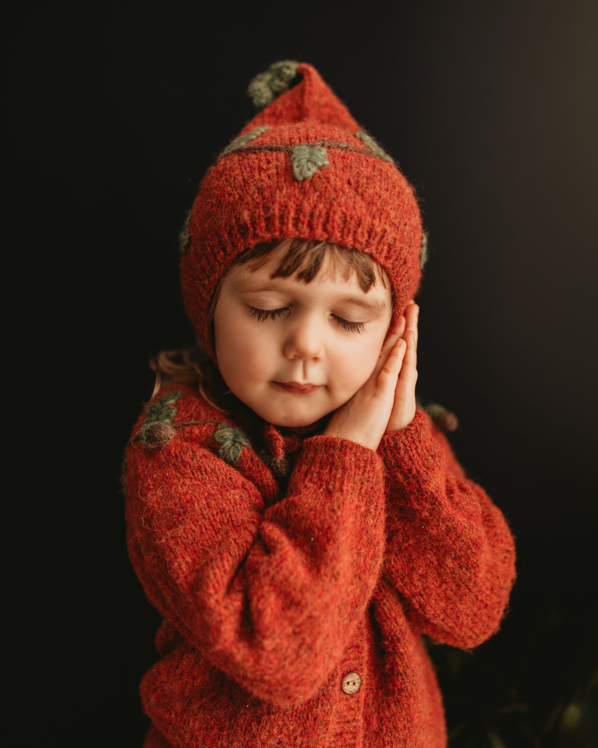 Acorns bonnet | Red-orange