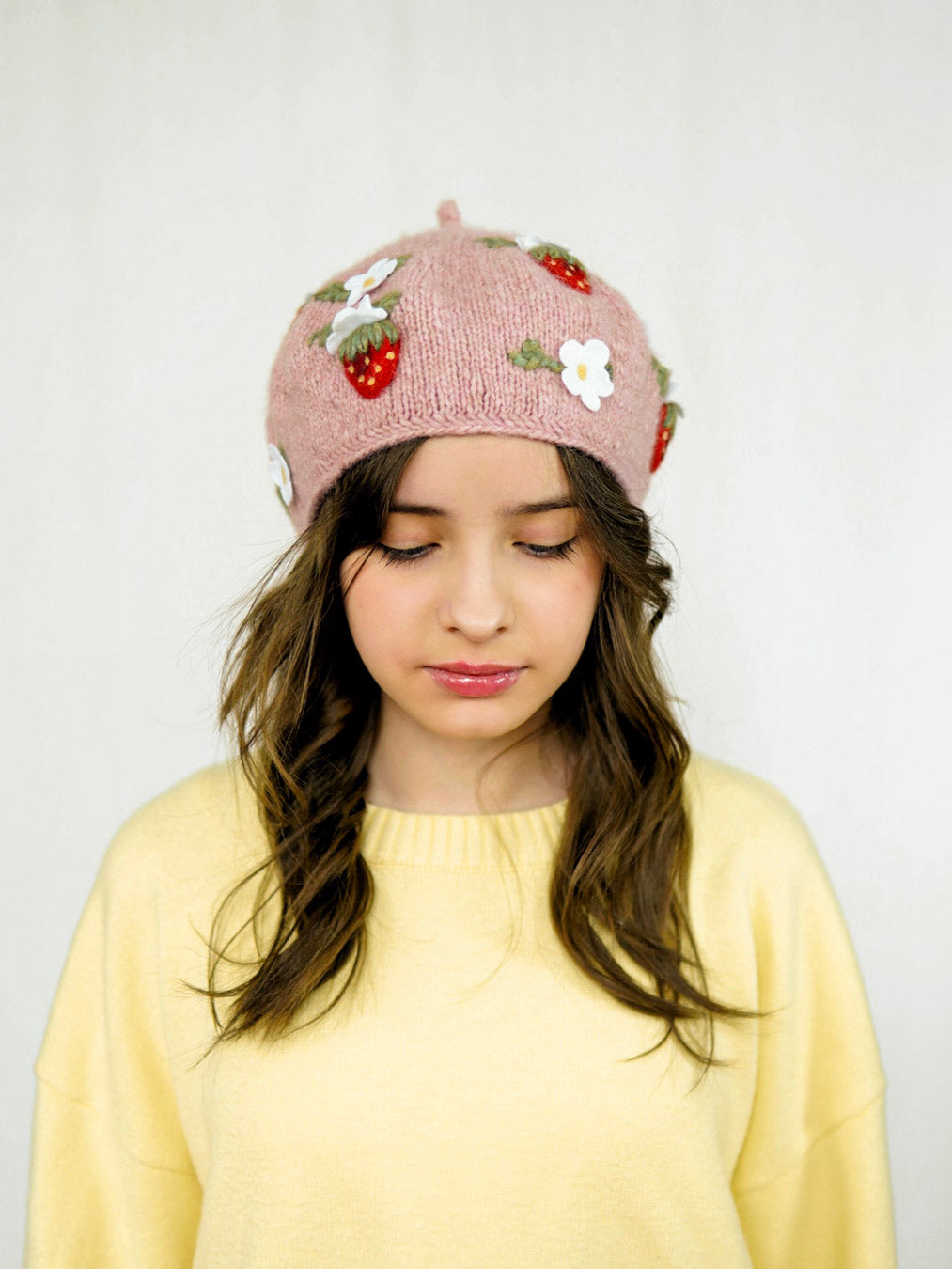 Strawberries Beret | Powder Pink