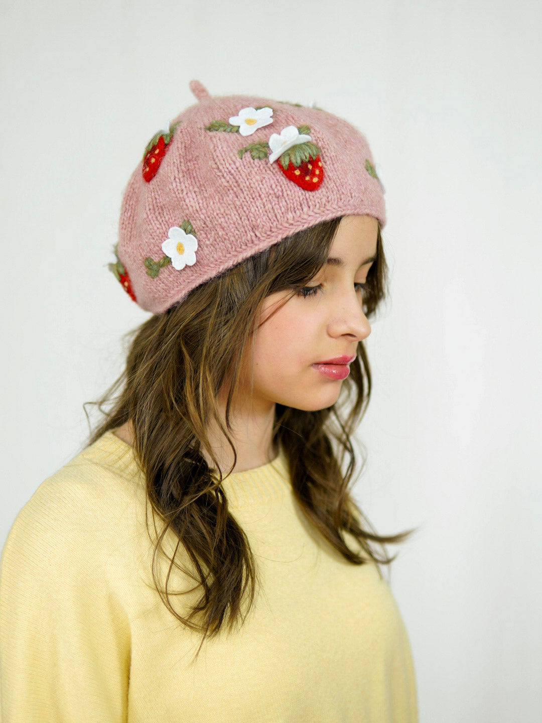 Strawberries Beret | Powder Pink