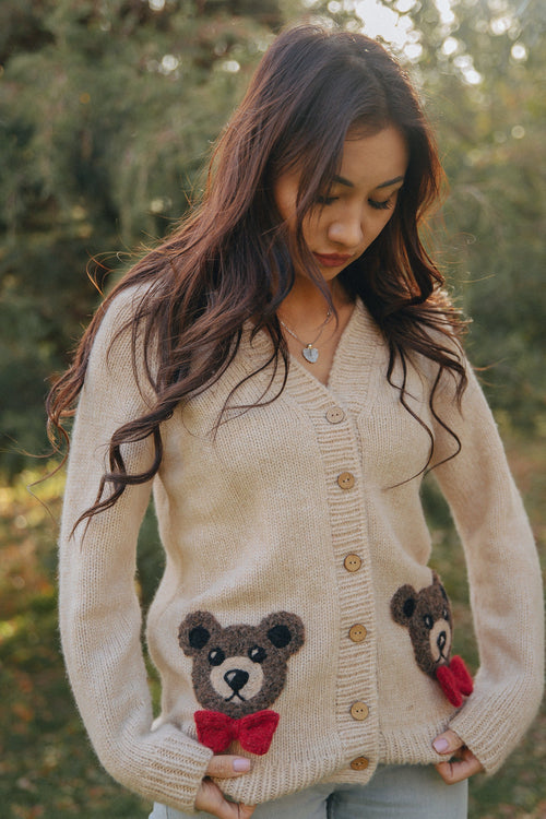 Adult Bear cardigan | Wheat